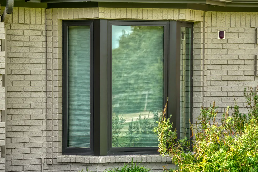 Mulled Picture Windows