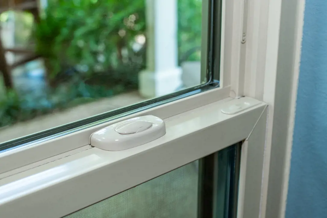 Tan Interior Window with Auto Lock