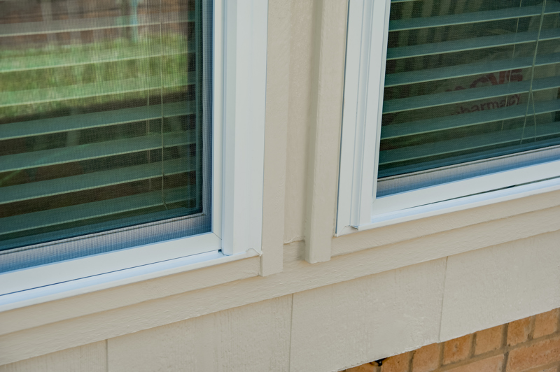 brennan-solar-bear-windows-with-james-hardie-trim