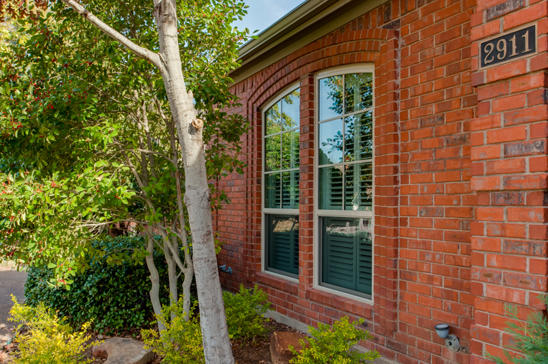 brennan-traditions-eyebrow-double-single-hung-windows