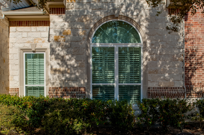 brennan-traditions-specialty-window-grid-windows