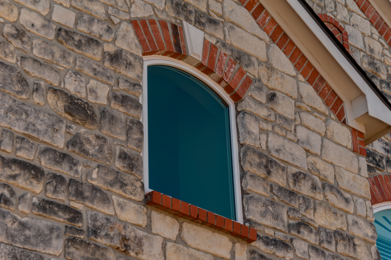 white-brennan-traditions-arch-top-picture-window