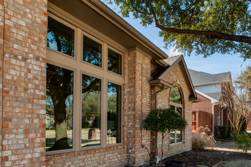 brennan-traditions-vinyl-casement-window