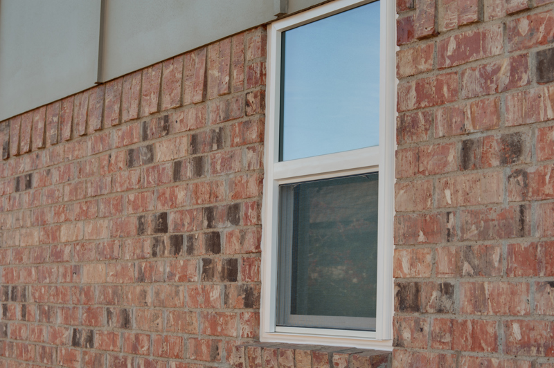 brennan-traditions-screen-single-hung