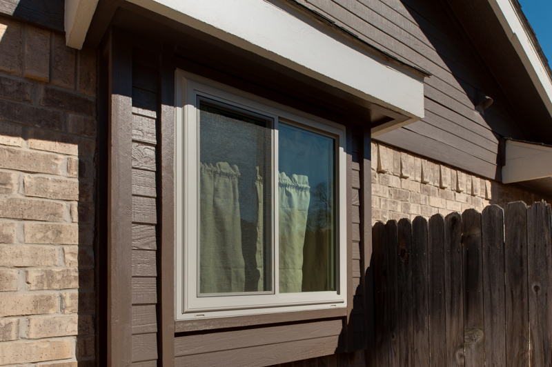 brennan-traditions-slider-window