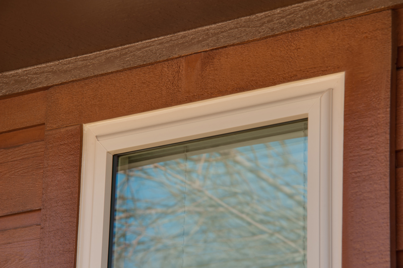 brennan-traditions-top-of-slim-single-hung-window